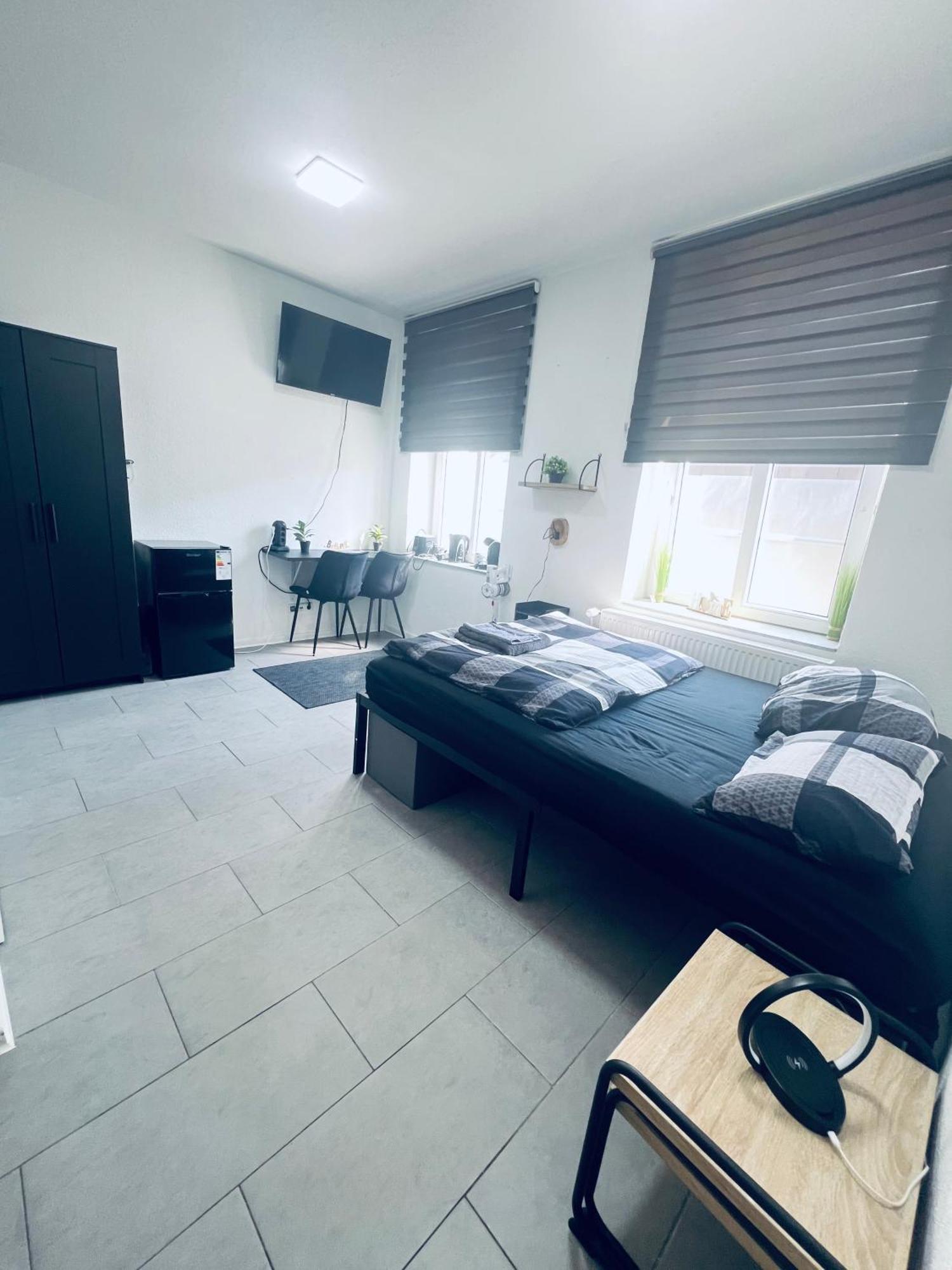 Traumhaftes 1-Zi Apartment Mit Gartennutzung Naehe Krefeld Hbf Exterior photo